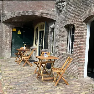 Bed & Breakfast Slapen Onder De Dom