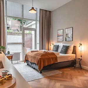 Aparthotel Limehome Keizerstraat